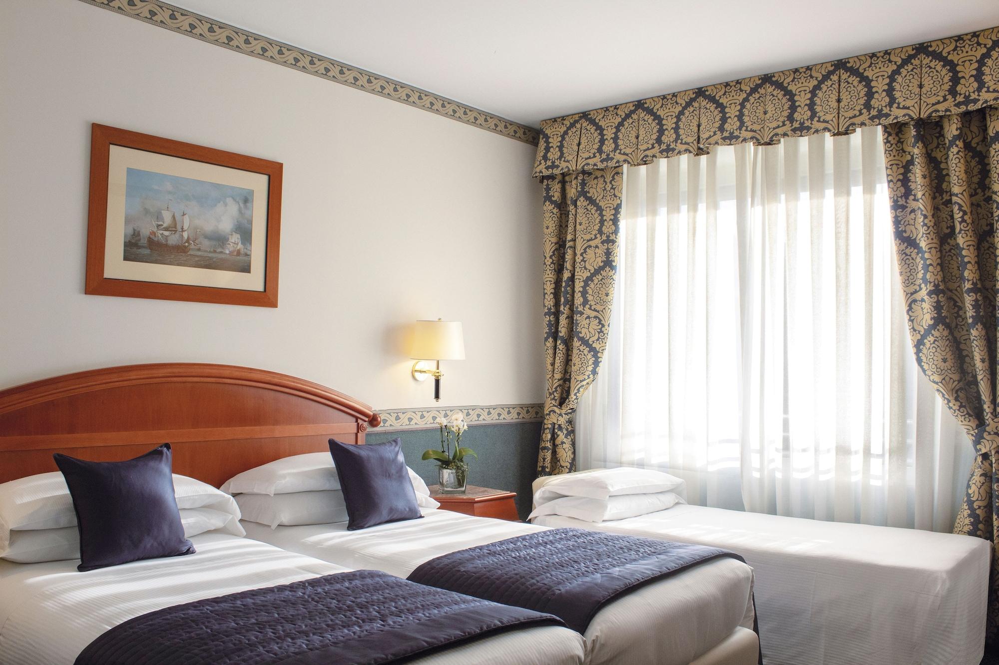 Starhotels Vespucci Кампи Бизенцио Екстериор снимка