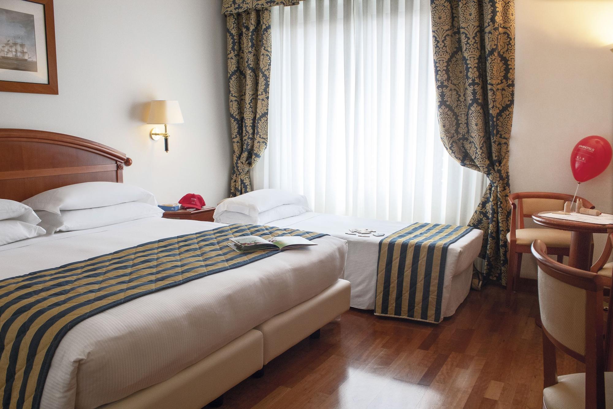 Starhotels Vespucci Кампи Бизенцио Екстериор снимка