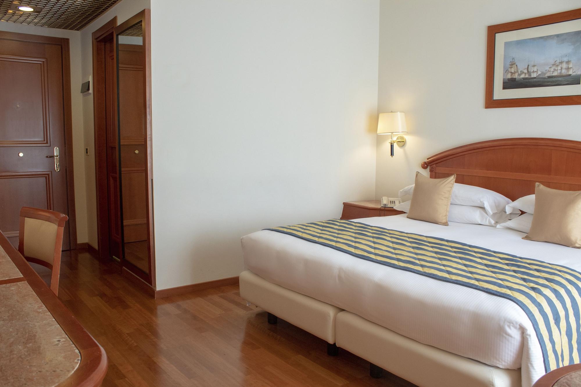 Starhotels Vespucci Кампи Бизенцио Екстериор снимка