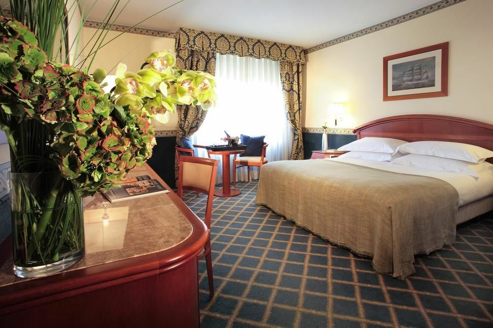 Starhotels Vespucci Кампи Бизенцио Екстериор снимка