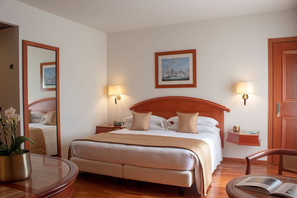 Starhotels Vespucci Кампи Бизенцио Стая снимка